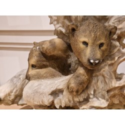 Mill Creek Studios Six Paws